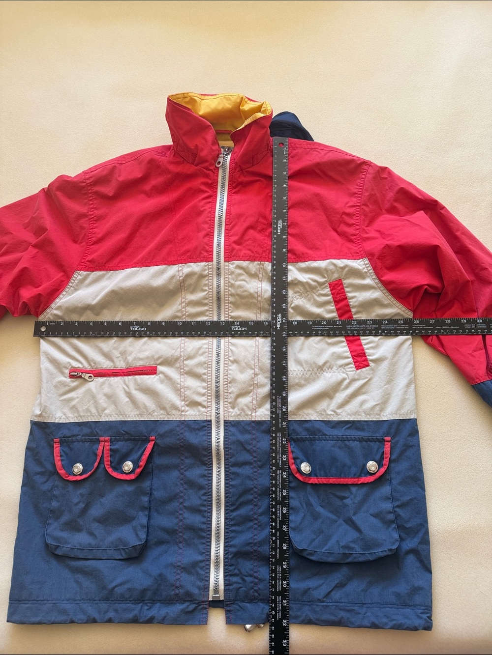 VINTAGE 90’s Avon Style Jacket shell windbreaker raincoat Red Tan Blue L